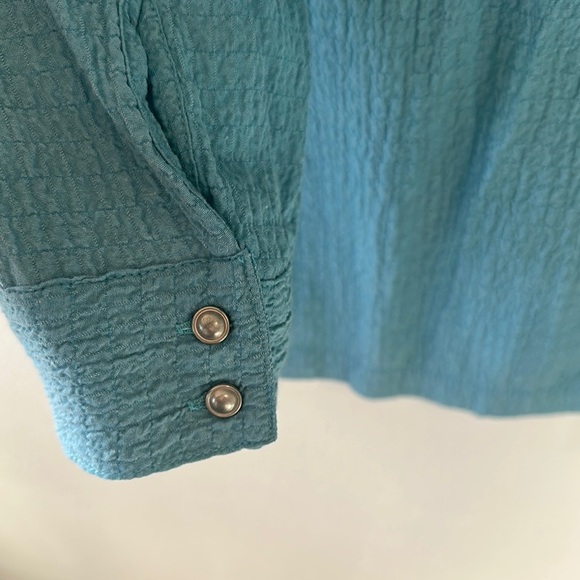 Croft & Barrow Women  Blue Button Down‎ Shirt Size XL - Picture 8 of 10